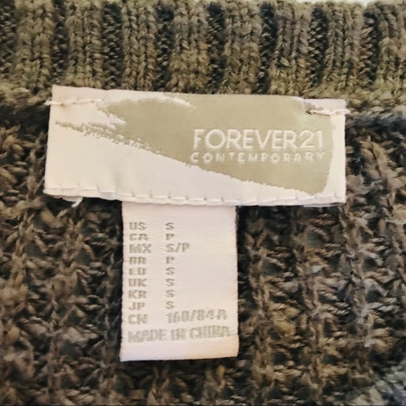 Forever 21 Small Cable Knit Sweater Green Gray Top - Picture 5 of 6